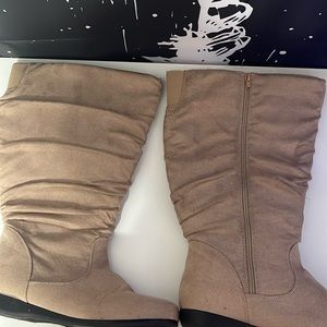 Boots Light tan faux suede, top shaft is for wider calves. Shoe Show brand.